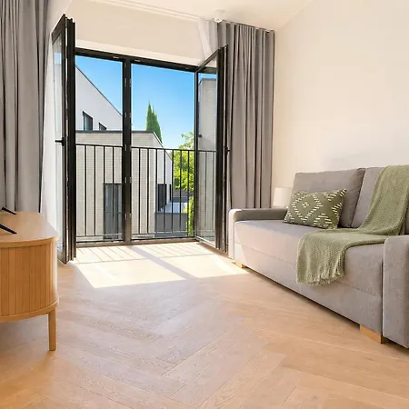 Modern 1br Near Kadriorg Apartment