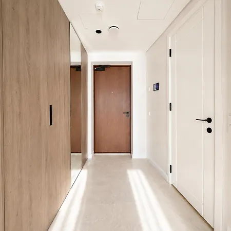 Modern 1br Near Kadriorg * Reval